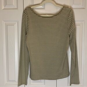 Universal Threads Scoop Neck Women's Long Sleeve Olive Striped Top